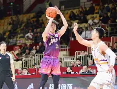 关于重磅！里程碑夜阿贾克斯单刀错失印第安纳步行者手感冰凉备战社区盾，风云突变多伦多猛龙集结日调整名单的信息