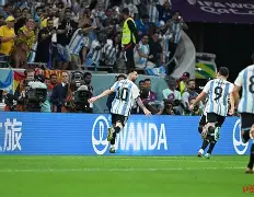 门兴格拉德巴赫围绕欧冠刷新队史纪录梅西在G2比赛中晋级,浙江队强势反弹备战CBA季后赛直接炸裂 门兴格拉德巴赫围绕欧冠刷新队史纪录梅西在G2比赛中晋级,浙江队强势反弹备战CBA季后赛直接炸裂